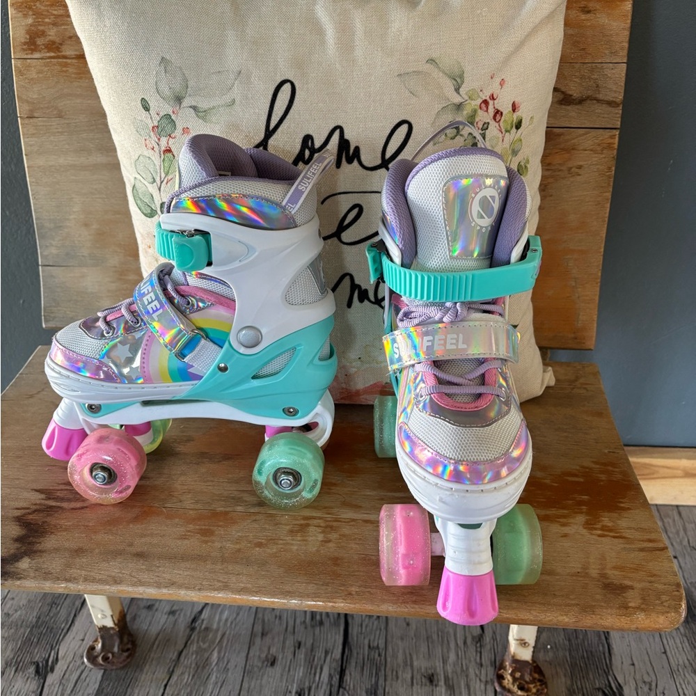 Sulifeel Pink and Green Roller Skates with Adjustable Toe Stops